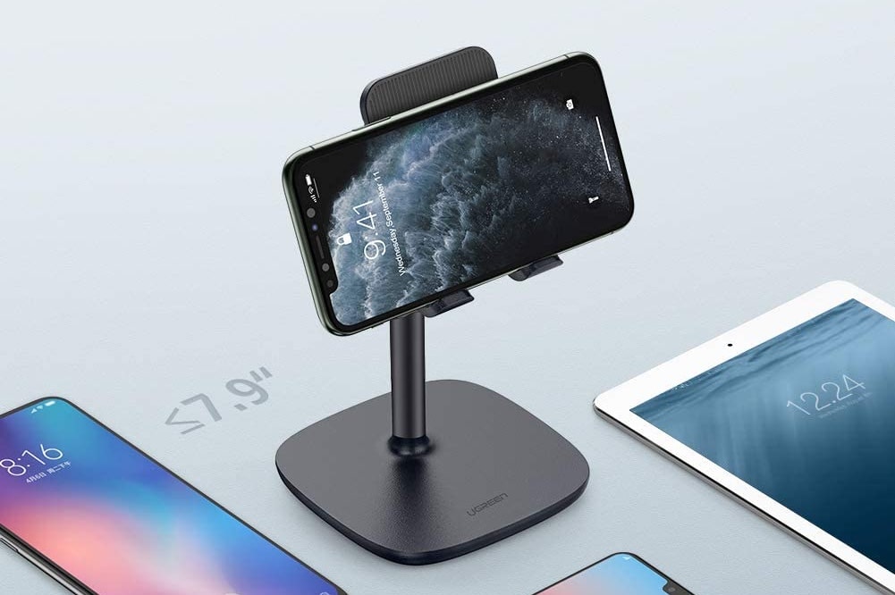 How Can You Use a Phone Stand?
